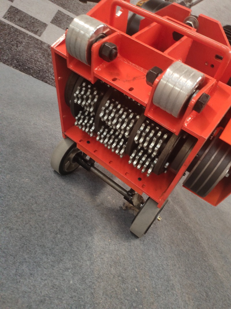 Piccola fresatrice per asfalto - Concrete Vibrator recensione e prezzo